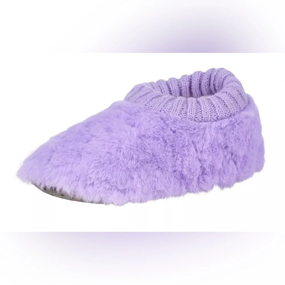 Northeast Outfitters Girls' Cozy Cabin Purple Fur Heart Slippers in Size S/M